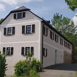 https://ferienwohnungen-hafnerkarl.com-bavaria.com